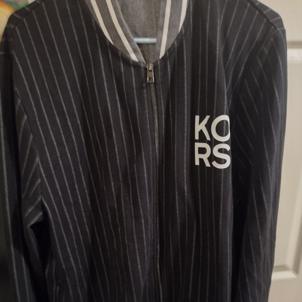I am selling Michael kors XXL softball/baseball jacket and pants - Picture 2 of 4